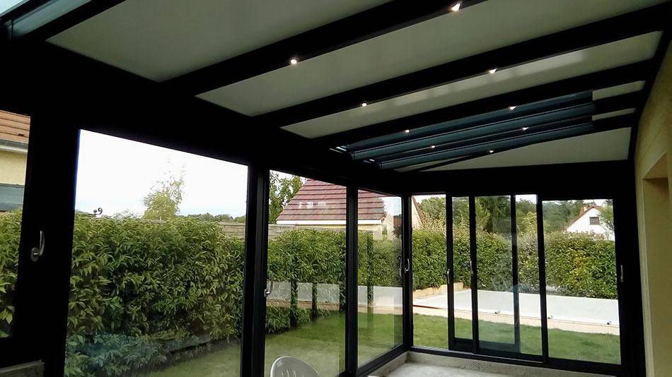 Véranda moderne sur mesure et installation professionnelle près de Dijon par Verandastore